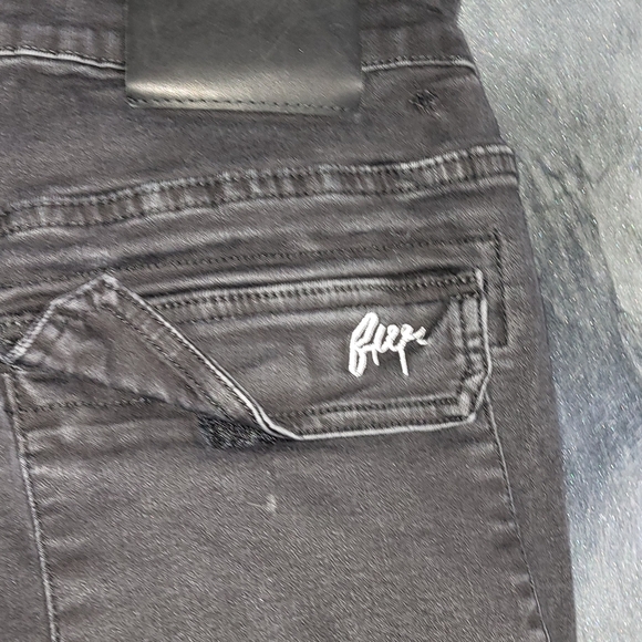 Filthy Wealth black distressed jeans women's 34/32 - Picture 2 of 9